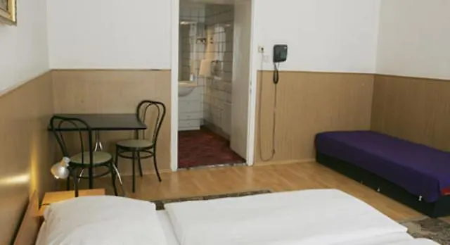 Hotel Cyrus-1